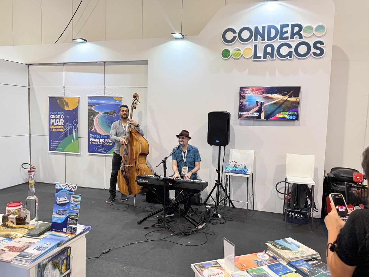 Rio das Ostras lança Walking Tour e divulga festivais na ABAV Expo 2026